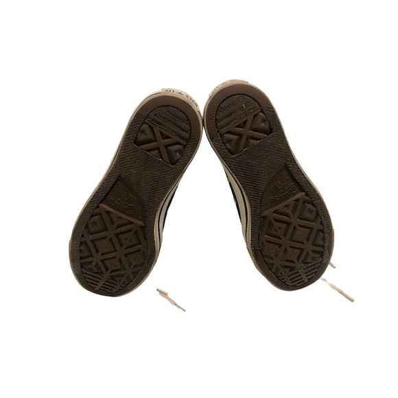 Low Top Womens Converse - Picture 3 of 4